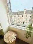 Best Dumbarton home, spacious and  bright Hotels in 
