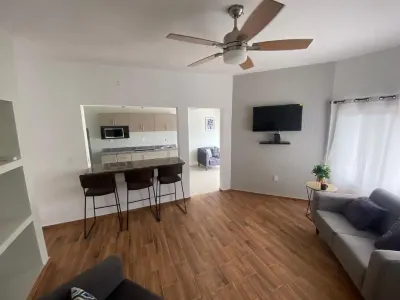 Comfortable, modern and safe apartment, in the best area of the city 酒店