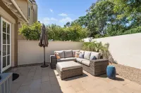 Charming 3-bedroom furnished, home with WiFi, AC in Spanish Hills Camarillo