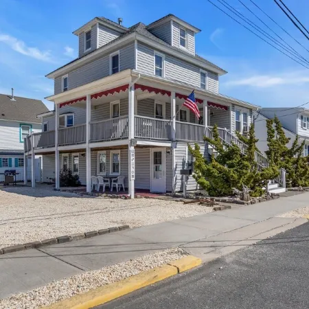 Family Jersey Shore Rental 3BR Home with Patio Parking & Grill Seaside Park