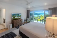 La Bella Waters 6 - Hamilton Island.