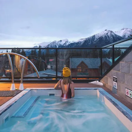 Basecamp Suites Canmore Отели в г. Канмор