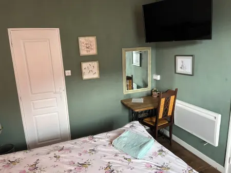 Webb's of Glomel Отели в г. Ланривен