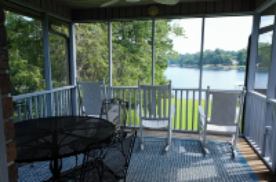 Family Retreat on South Cove of Lake Keowee; Private Dock; ~ 10 Mi from Clemson