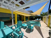 Luxury - 1 Min to Beach - Pool - New Remodel - 4성급