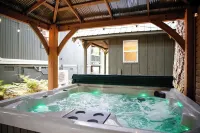 'Grøn Flugt' - hot tub - EV charger - wood stove - modern design