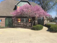 Relaxing loft retreat in historic European community Hotels in Pella