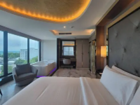 โรงแรมเดอะ ทีเจ