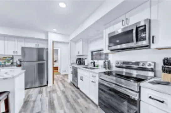 The Mid-Century Retreat