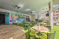 Destin Resort Destination - Pool View