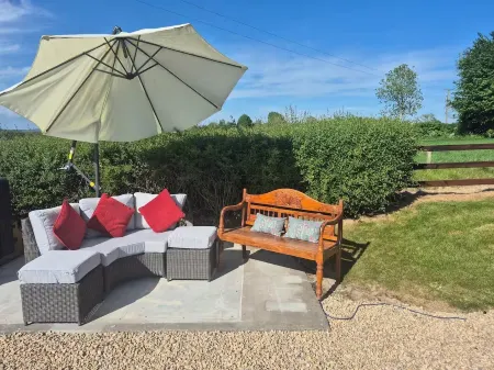 Tranquil Cottage Retreat in Kells, Leitrim Отели в г. Мунисипал Дистрикт оф Баллиджеймсдафф