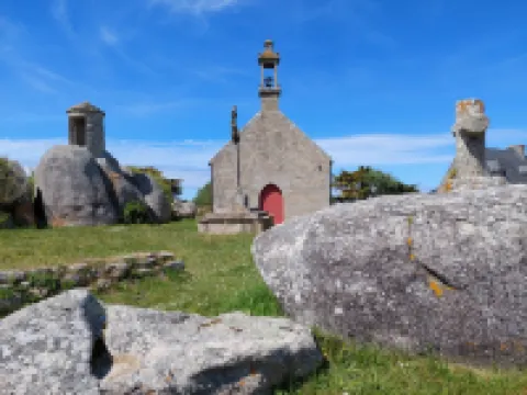 Cottage in Plouneour-Trez with Sea View