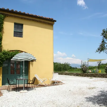 Nice apartment in Guasticce with pool