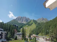 Apartment in Hautes-Alpes with Heated Pool 瓦爾住宿飯店