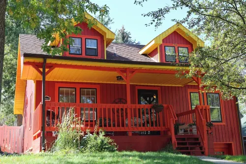 The Ross House 1930's Craftsman Style House Hotels in Gillette