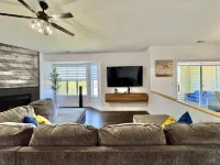 Charming 2-bedroom condo in Greenville near ECU and ECU Health