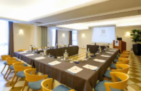 โรงแรมพาร์ค อายปีนี