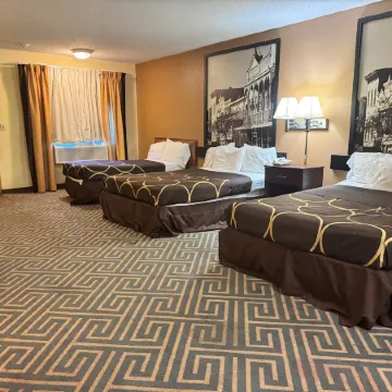 Super 8 by Wyndham Laurel