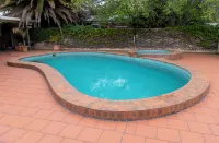 Glenelg Motel - piscine