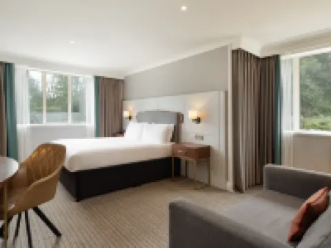 DoubleTree by Hilton St. Anne's Manor Hotels in Wokingham