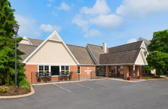 州立學院Residence Inn 酒店