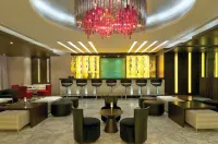 Vivanta Hyderabad, Begumpet - ที่มีบาร์