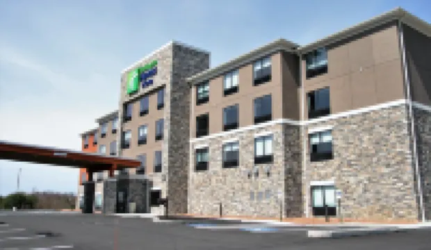 Holiday Inn Express & Suites CLARION by IHG Hotels in Monroe Township