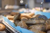 Holiday Inn Express LUZERN - KRIENS by IHG - breakfast