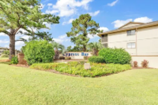 Cute Little River Condo, Newly updated 2 bedrooms 3 beds, sleeps 4-5