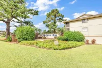 Cute Little River Condo, Newly updated 2 bedrooms 3 beds, sleeps 4-5