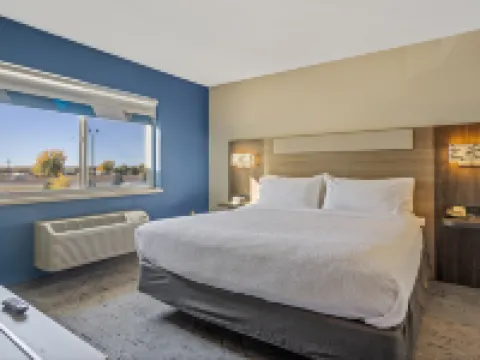 Holiday Inn Express & Suites TORRINGTON by IHG Hotels in Torrington