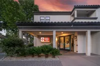 Best Western Plus Palm Court Hotel Hotel in zona School of Law | UC Davis