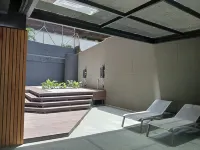 魯雷酒店 麥德林