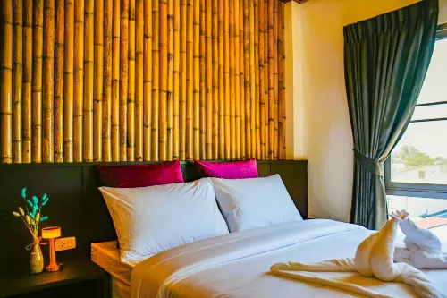 Modern Rustic Seaview 1 bedroom Retreat with Free Coworking