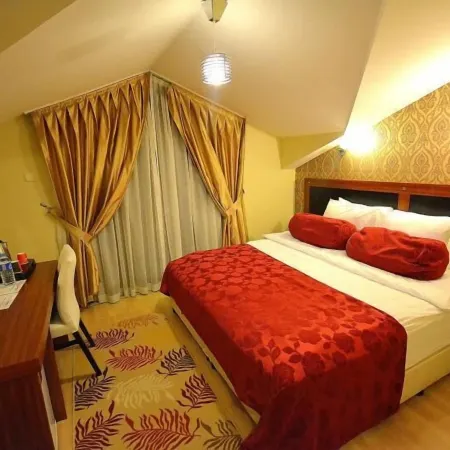 Velena Hotel