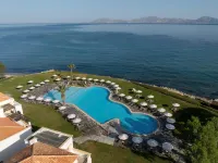 Neptune Luxury Resort - Pools