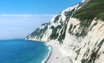 Seaview,Sleeps 4to6,Pet Friendly, Parking