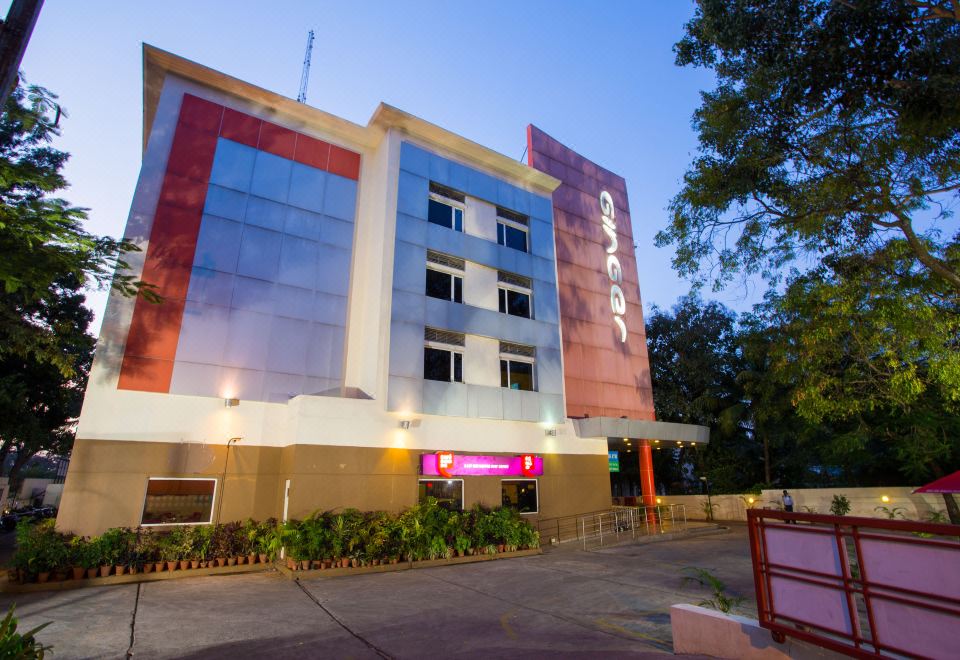 hotel overview picture