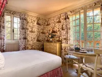 Cazaudehore Hotel Restaurant Hotels in Saint-Germain-en-Laye