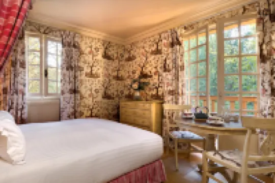 Cazaudehore Hotel Restaurant Hotels in Saint-Germain-en-Laye