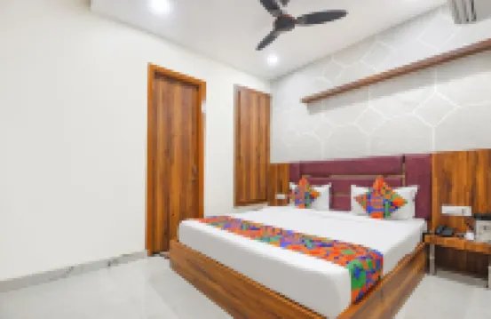 Fabhotel 皇家地鐵酒店