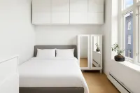 ENJOY OSLO VIBES EARLy Check In & Late Check Out Hotels in 