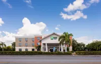Holiday Inn Express & Suites LANTANA by IHG Hotels in Lantana