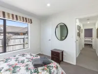Executive 3 bedroom home 馬斯特頓住宿飯店