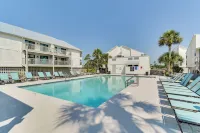 Orange Beach Condo w/ Dock: Boater's Paradise! - Condos