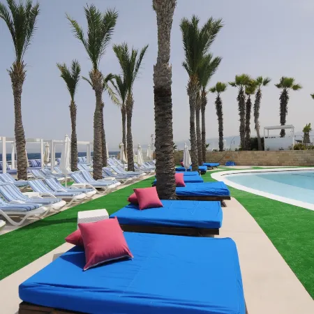 Riviera Hotel and Beach Lounge, Beirut