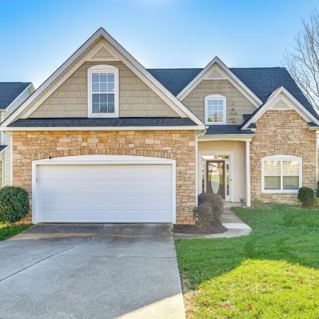 6 Mi to Charlotte Motor Speedway: Home w/ Fire Pit