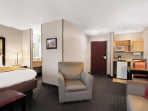 Lancaster Suites Hotels in Lancaster County