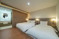 Hound Hotel Gimhae Samgye - Desayuno