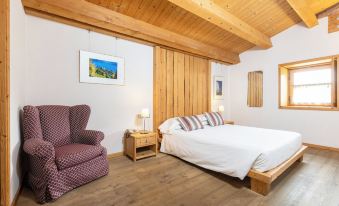 Hotel Aurora - Housity